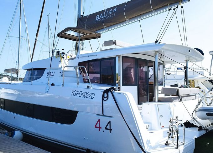Bali 4.4 Stenella