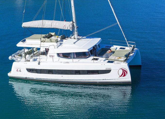 Bali 4.4 Voyager