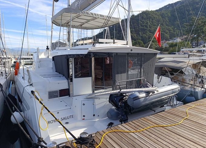 Bali 4.6 Royal Salute