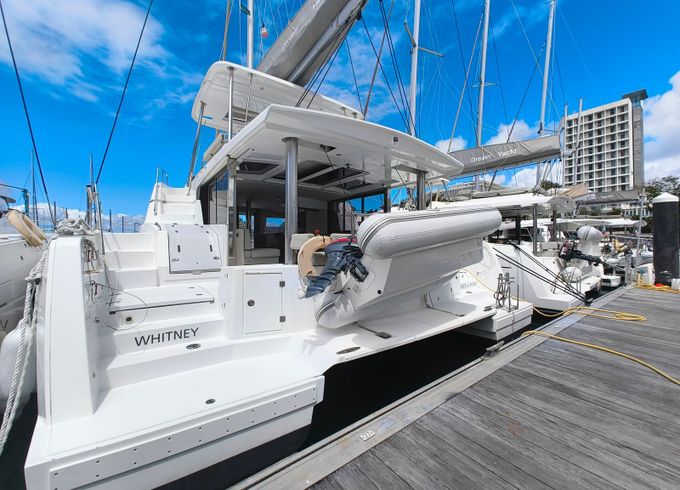 Bali 4.8 Whitney