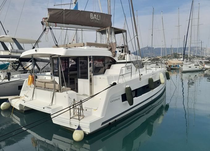 Bali Catspace Hermes
