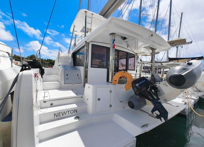 Bali 4.8 Newton