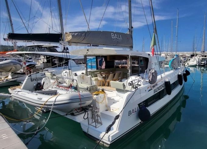 Bali Catsmart Love Sea