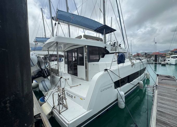 Bali Catspace Cosmo