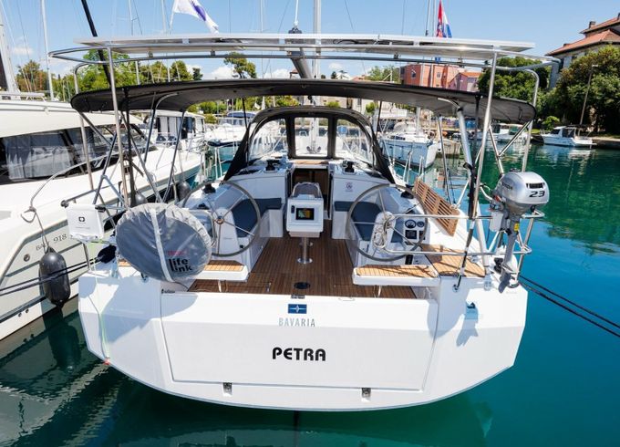 Bavaria C38 Petra