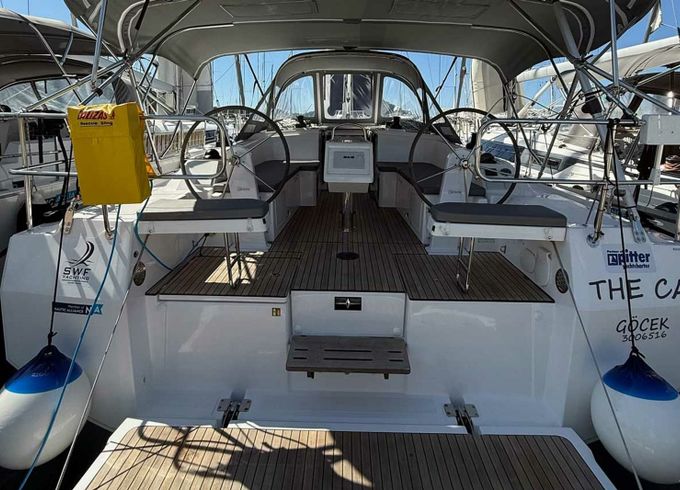 Bavaria C38 The Cat