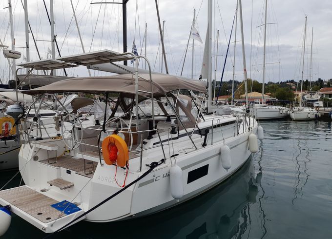 Bavaria C42 Aurora