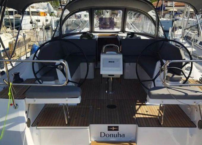 Bavaria C42 Donuha