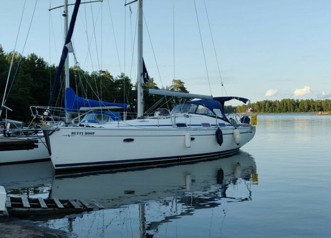 Bavaria 42 Cruiser Betty Boop