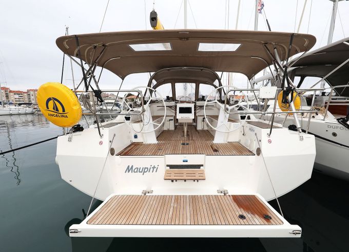Bavaria C42 Maupiti