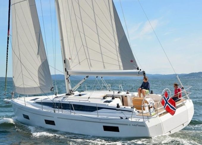 Bavaria C42 Olivia