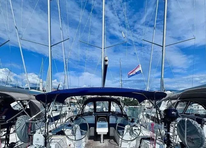 Bavaria C38 Mila