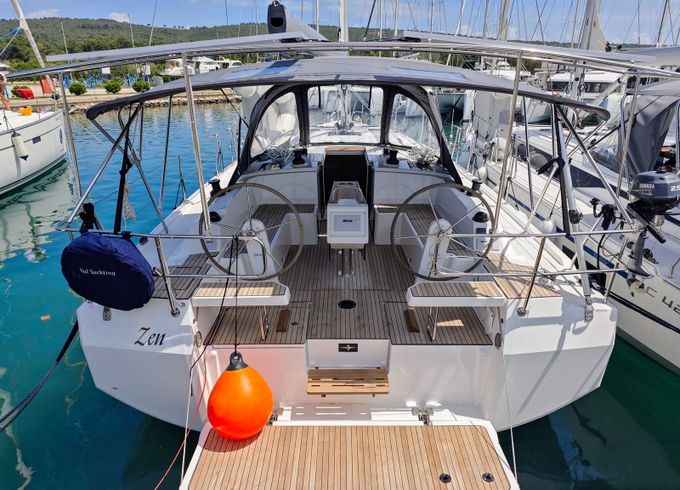 Bavaria C42 Zen