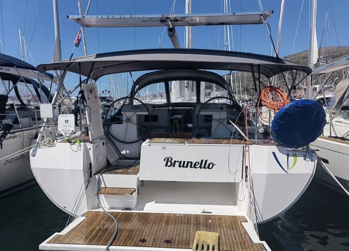 Bavaria C45 Brunello