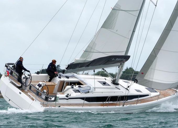Bavaria C42 7 Iles