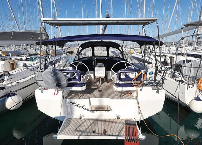 Bavaria C42 First Light