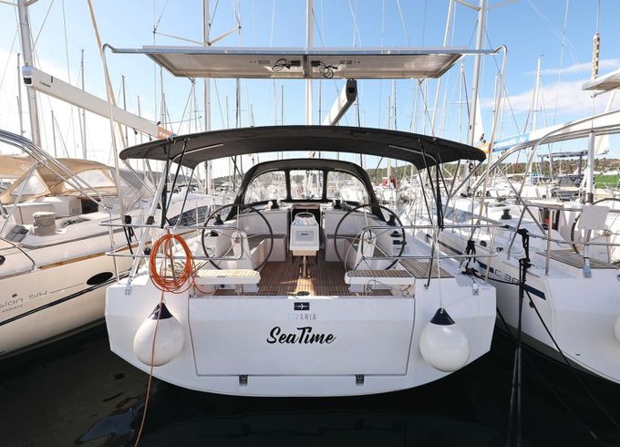 Bavaria C42 SeaTime