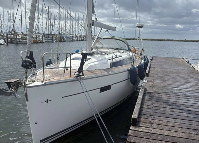 Bavaria Cruiser 37 Four Seasons
