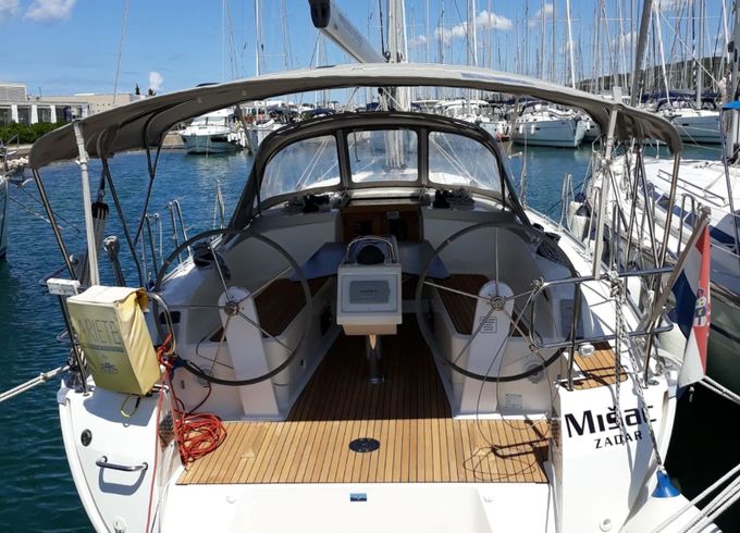 Bavaria Cruiser 37 Misac