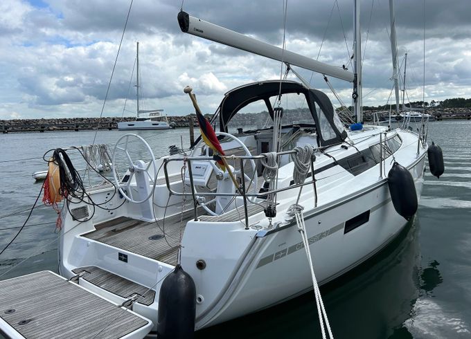 Bavaria Cruiser 37 Mola 22-3 Rostock