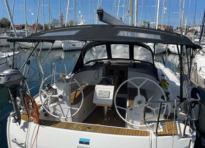 Bavaria Cruiser 37 Jane 2