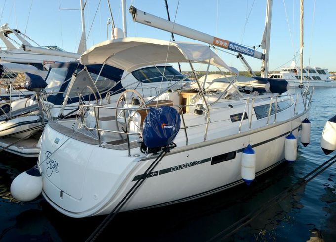 Bavaria Cruiser 37 Eneja