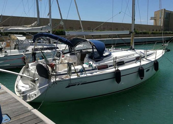 Bavaria Cruiser 37 Enterprise