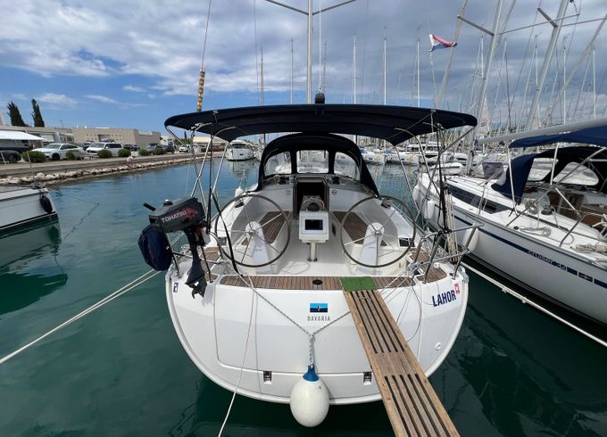 Bavaria Cruiser 37 Lahor
