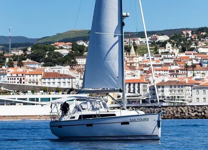 Bavaria Cruiser 37 Sailtours