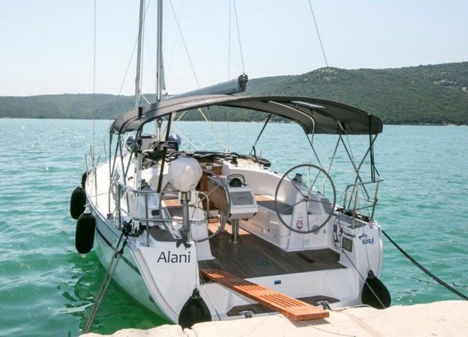 Bavaria Cruiser 37 Alani