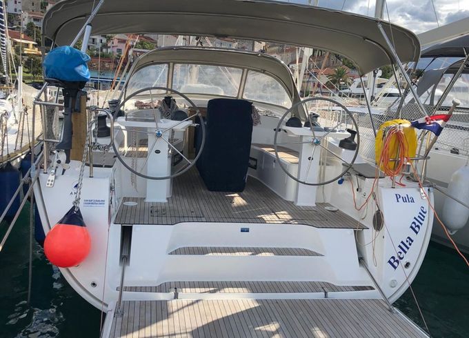Bavaria Cruiser 45 Bella Blue