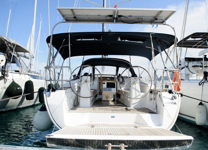 Bavaria Cruiser 40 Deneb