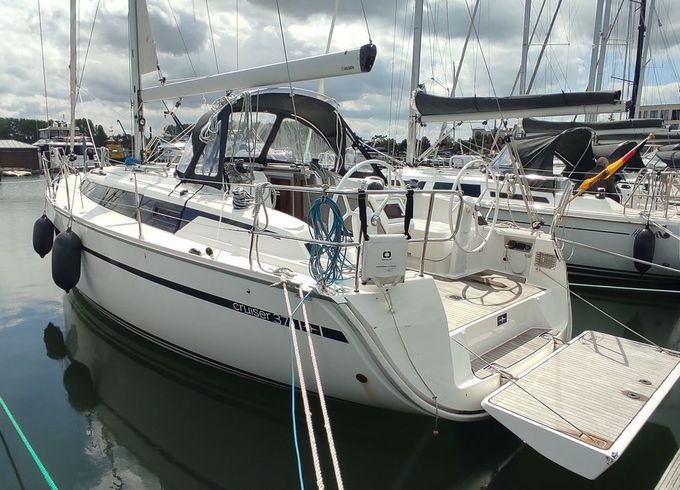 Bavaria Cruiser 37 Mola 22-3 Breege