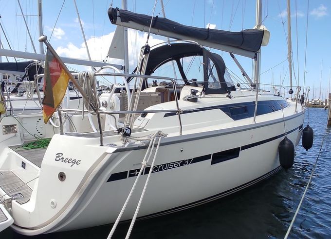 Bavaria Cruiser 37 Schwalbe