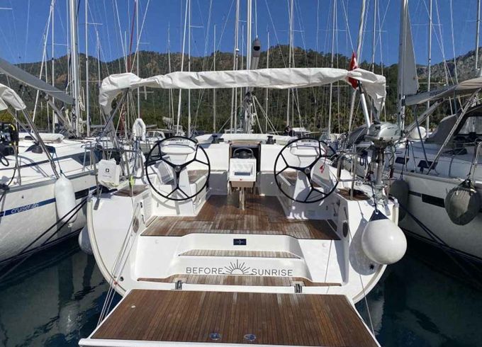 Bavaria Cruiser 46 Before Sunrise