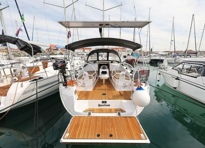 Bavaria Cruiser 37 Spectrum