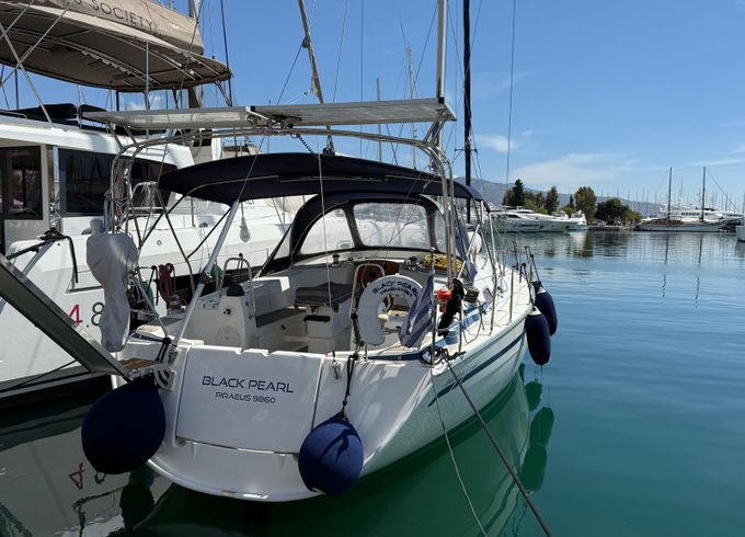 Bavaria Cruiser 40 Black Pearl