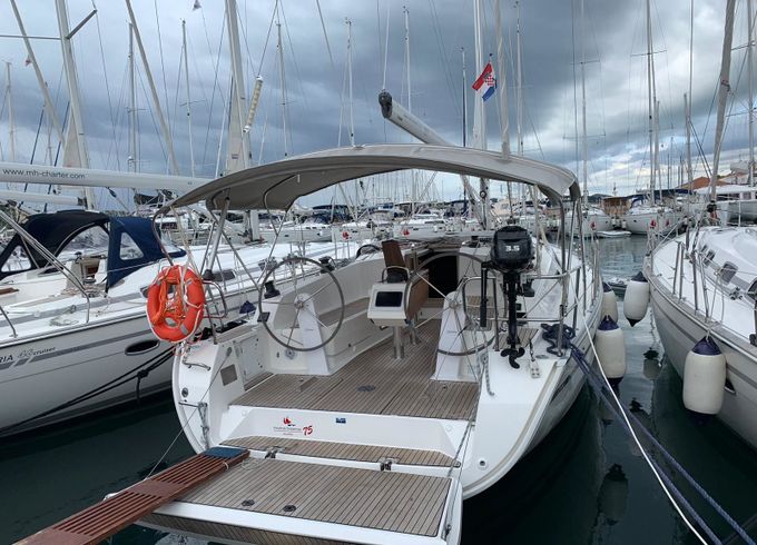 Bavaria Cruiser 41 MH 75