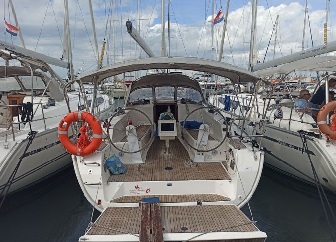 Bavaria Cruiser 41 MH 67