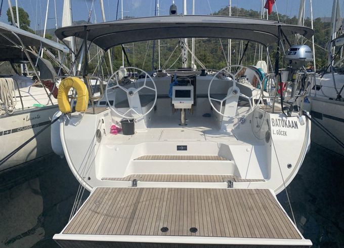 Bavaria Cruiser 46 Batukaan