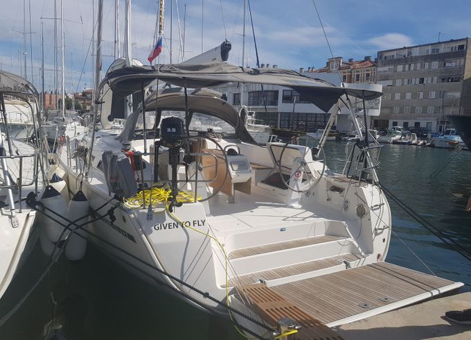 Bavaria Cruiser 51 Given to Fly