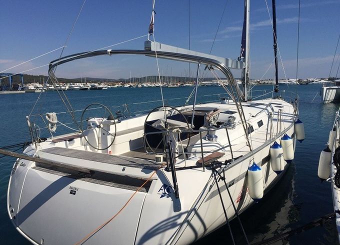 Bavaria Cruiser 55 Vivace