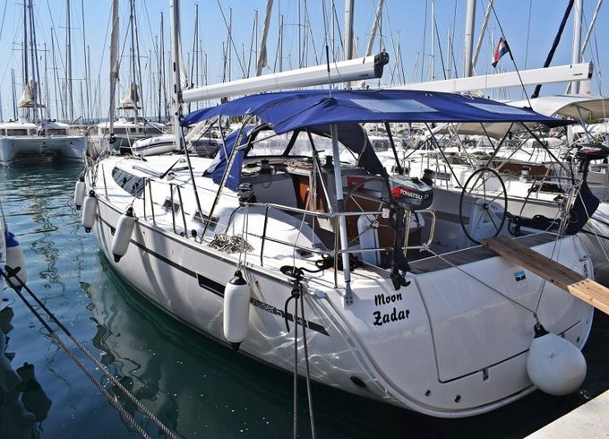 Bavaria Cruiser 51 Moon