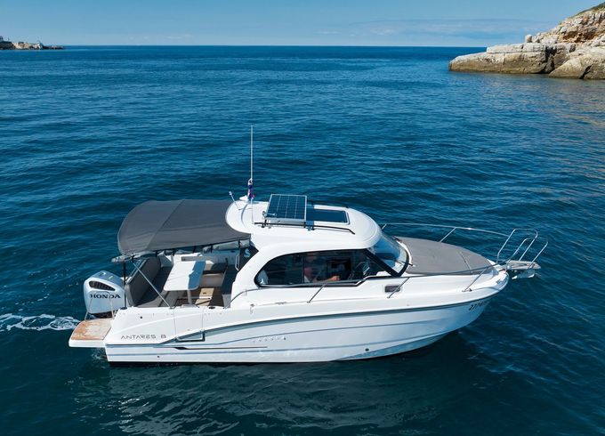 Beneteau Antares 8 Setemana 2