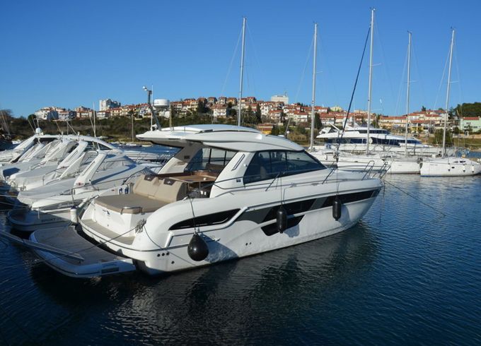 Bavaria S45 Varola