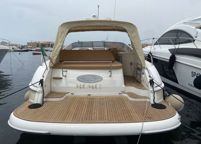 Bavaria Sport 37 Momo' 2