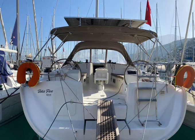 Beneteau Cyclades 50 Take Five