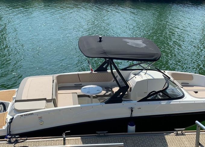 Bayliner VR6 Bowrider Phacochere