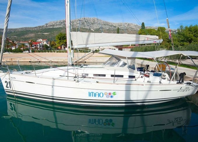 Beneteau First 35 Psyche