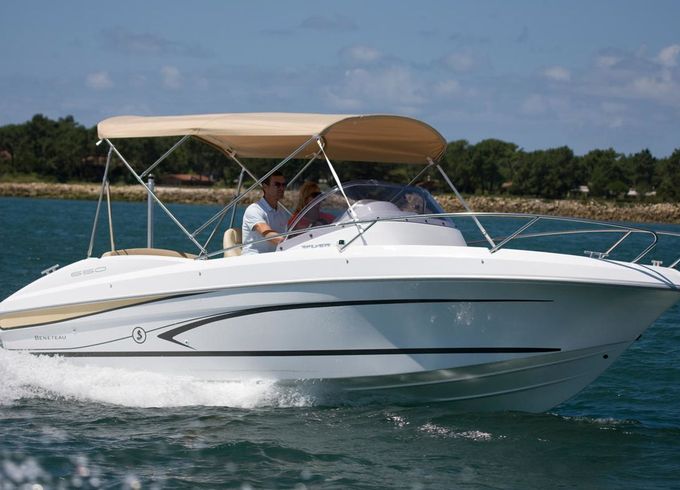 Beneteau Flyer 650 Sun Deck TF 12
